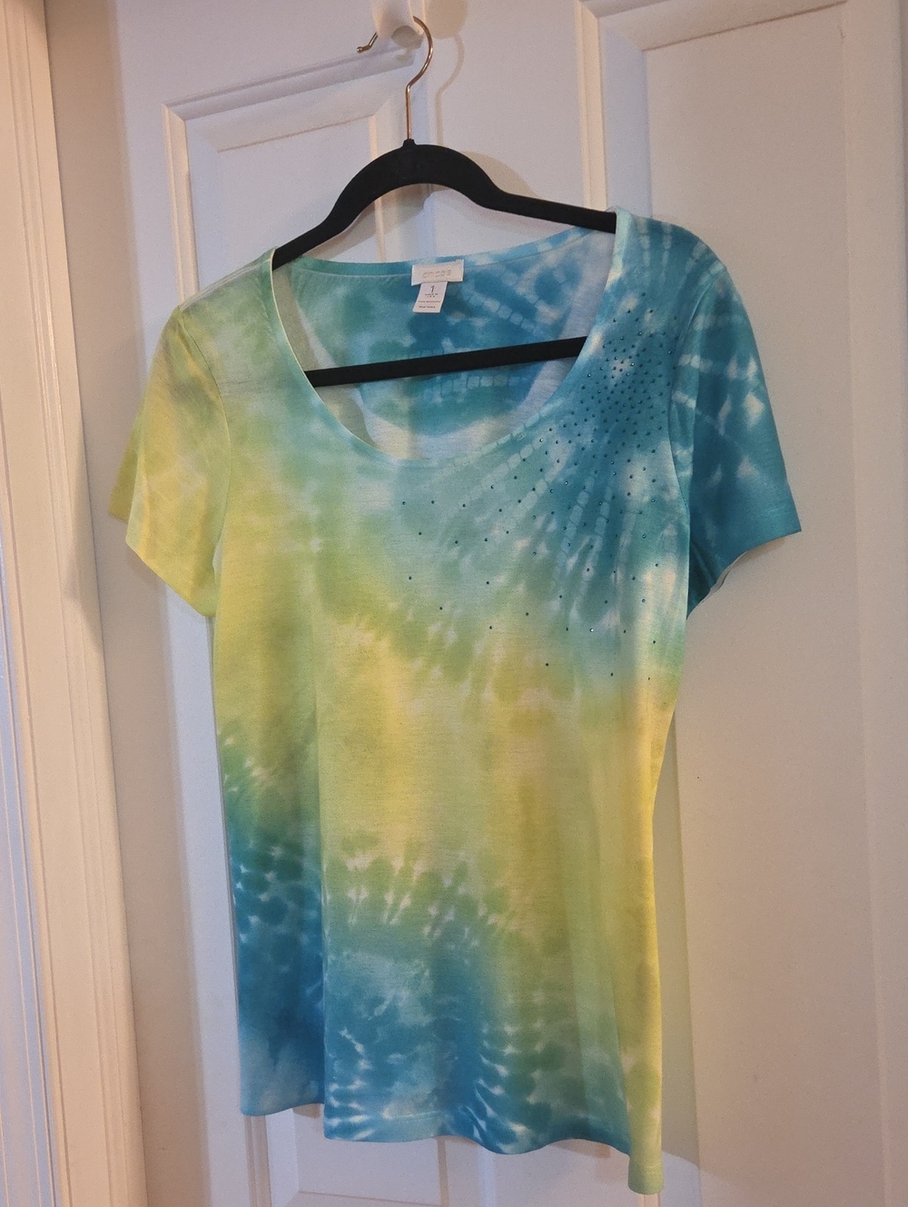 Chicos Tie-Dye Scoop Neck Short Sleeve Top Rhinestone Green and Yellow Medium